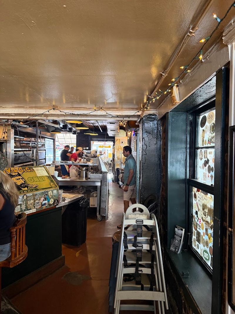 Cash-Only Policy With Old-School Charm