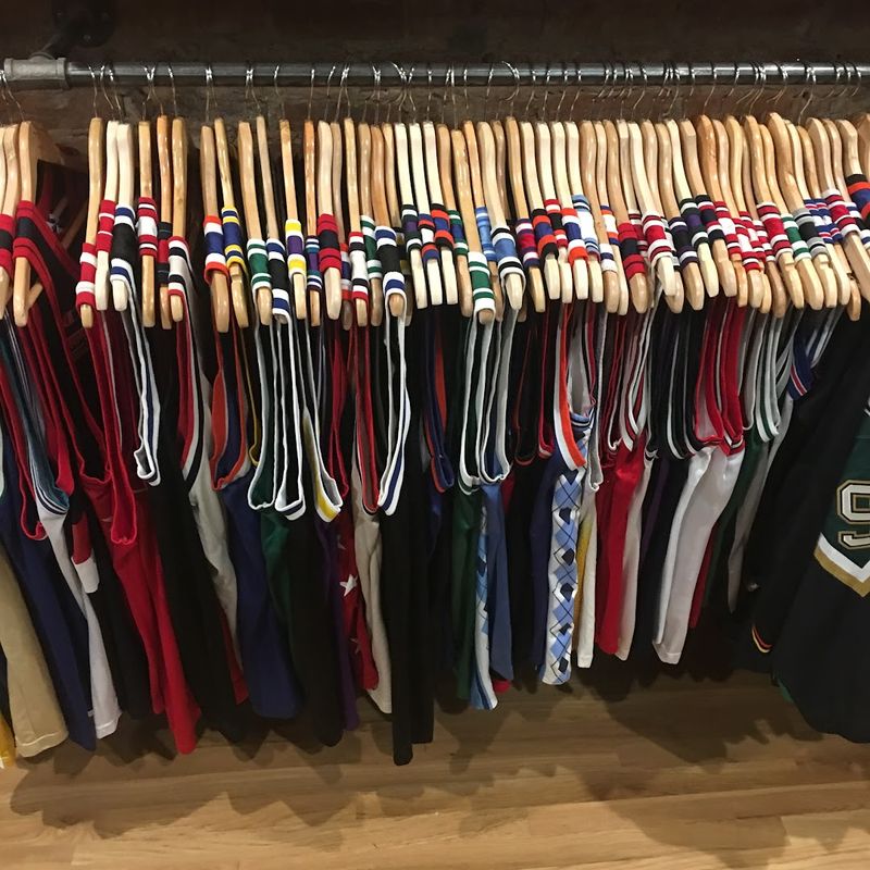 10 Best Thrift Stores In Manhattan, New York You'll Want To Visit - Decor Hint Mr. Throwback