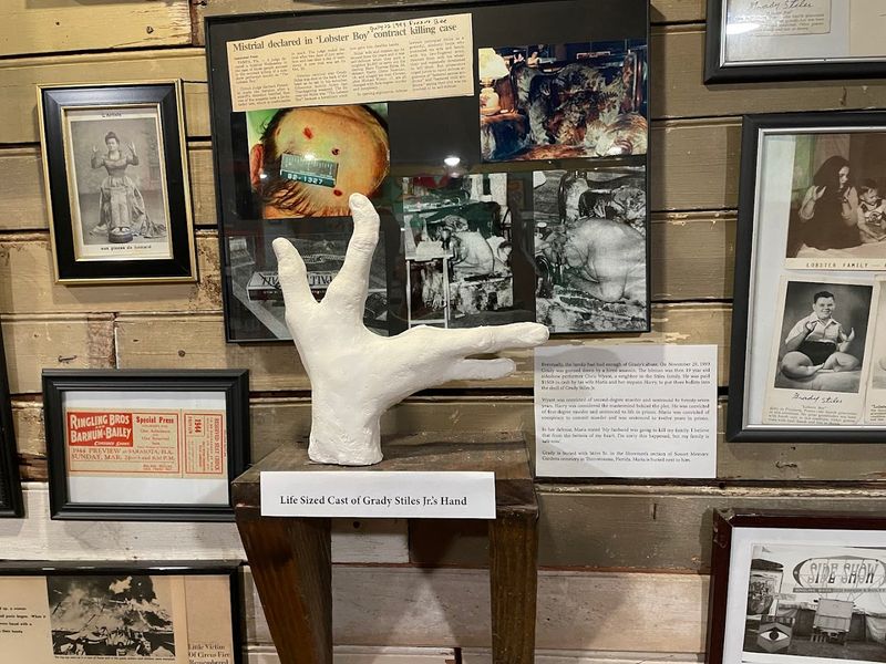 UFO Lore And The Mirrored Room