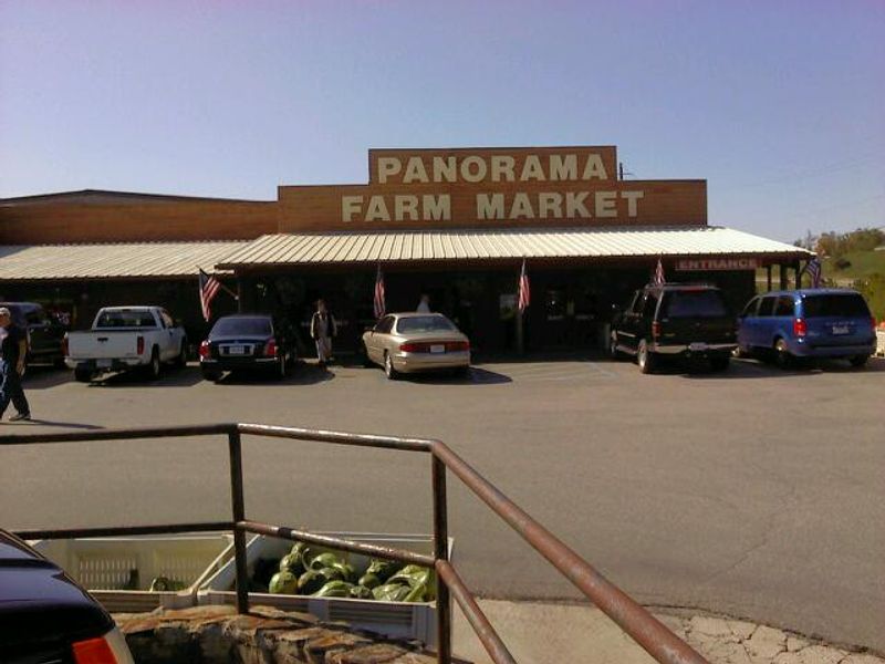 These 13 Quiet Georgia Streets Offer A Relaxing And Budget-Friendly Escape - Decor Hint Ellijay Apple Orchard Roads