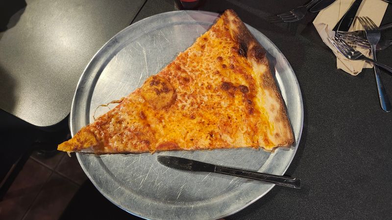 This Legendary Georgia Pizzeria Serves 30 Inch Pizzas Worth The Hype - Decor Hint A Family-Friendly Atmosphere That Welcomes Everyone