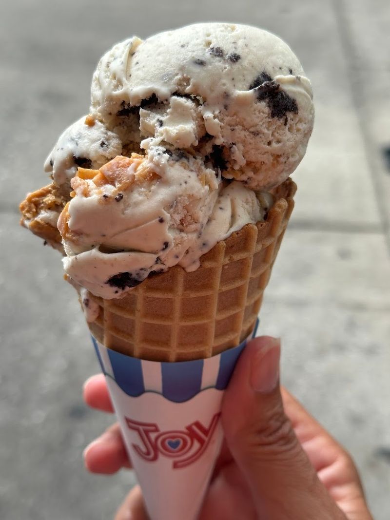 Scoops Old Fashioned Ice Cream