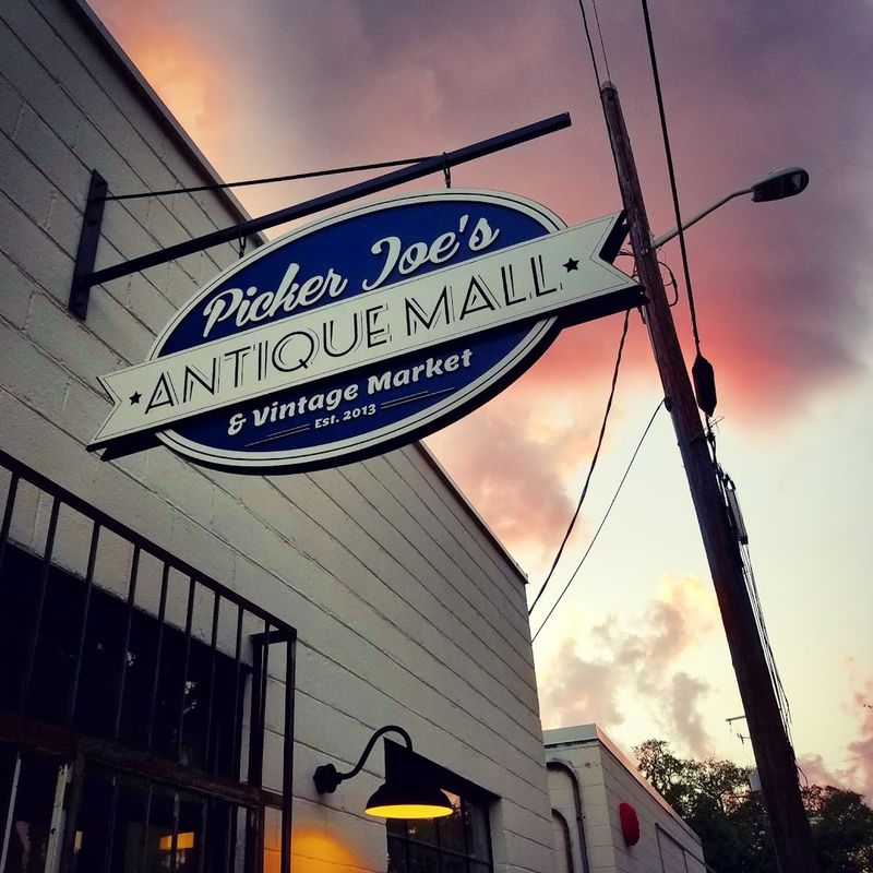 Convenient Hours That Work for Travelers