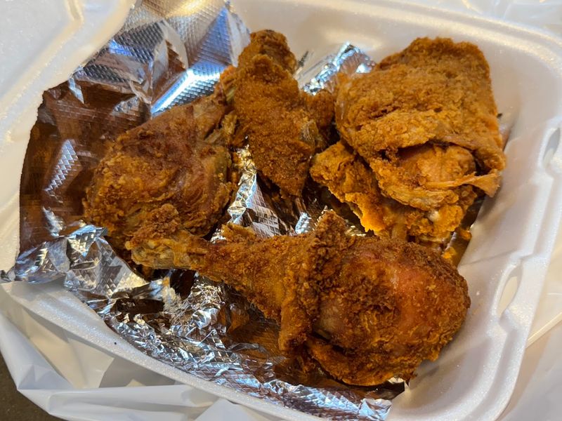 Ma Lessie's Chicken & Waffles