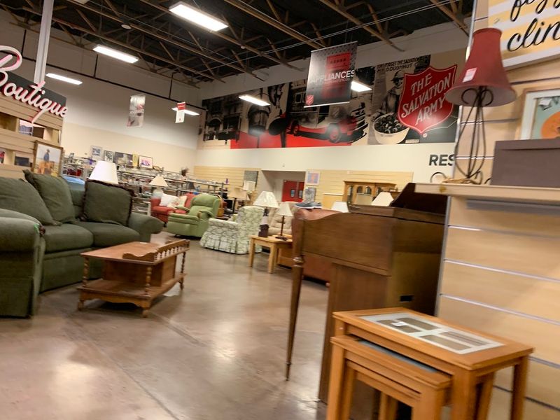 7 Great Arizona Thrift Stores Where $25 Goes A Long Way - Decor Hint The Salvation Army Thrift Outlet, Phoenix