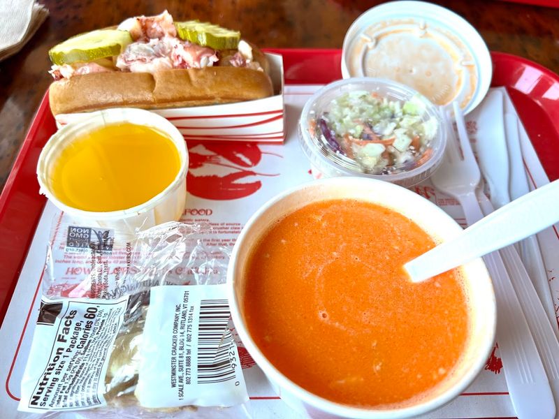Creamy Clam Chowder And Fried Sides