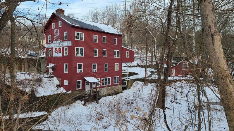 A Cozy Spot For Crafting And Creativity
