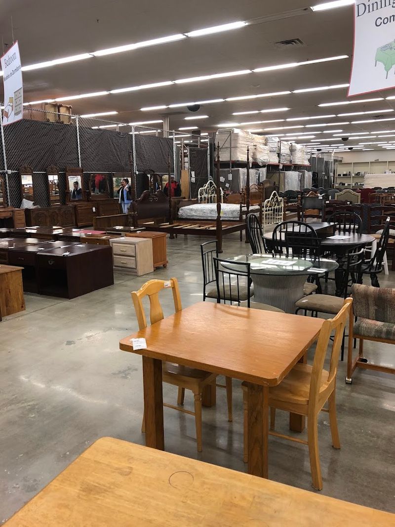 Refresh Your Closet And Home For Less Than $25 At This Giant North Carolina Thrift Store - Decor Hint Plan Your Visit Like A Pro