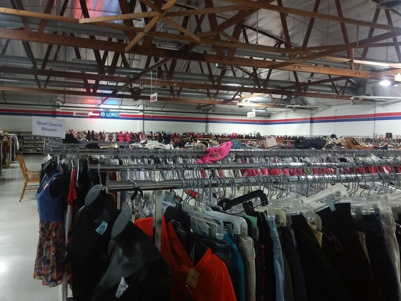 This Massive California Thrift Store Is Packed With Deals You Won't Believe - Decor Hint The Vocational Training Connection