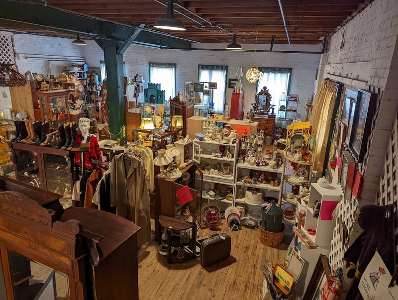 Antiques Central LLC