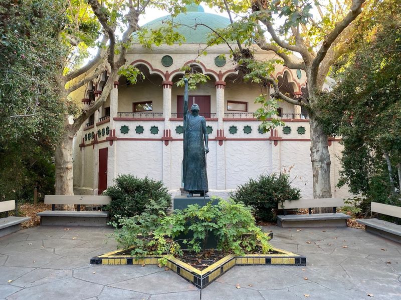 This California Museum Houses The West Coast's Largest Collection Of Egyptian Artifacts - Decor Hint A Planetarium That Explores Ancient Egyptian Astronomy
