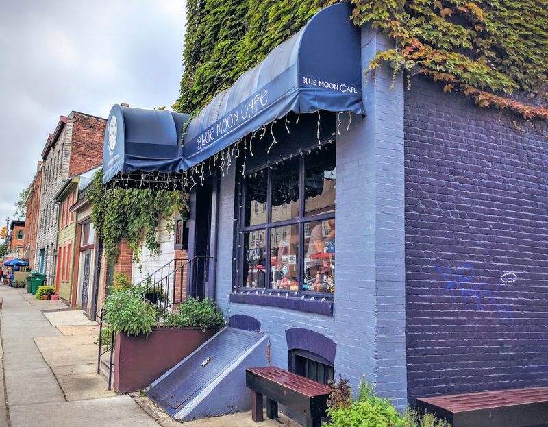 Blue Moon Cafe