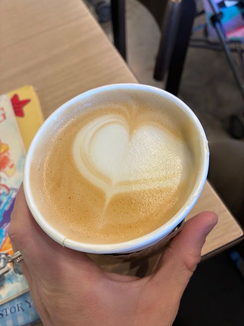 Latte art that reflects strong barista technique