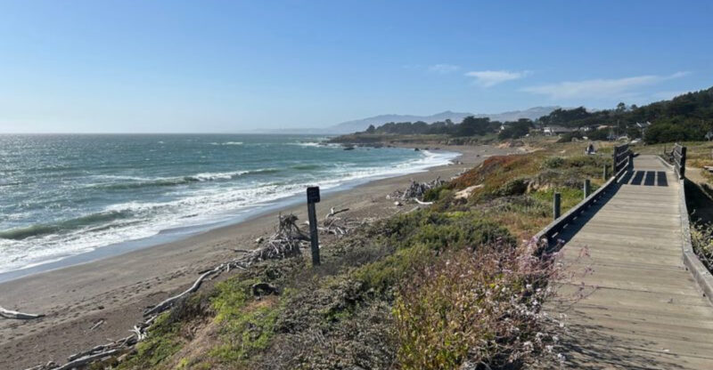 Everyone In California Should Walk This Scenic Boardwalk At Least Once