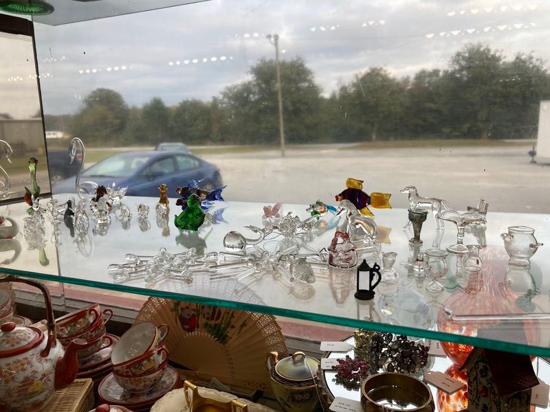 Convenient Location Right Off I-75