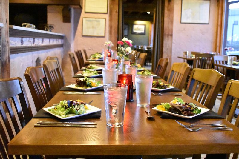 Sunday Brunch Buffet Worth Setting an Alarm For