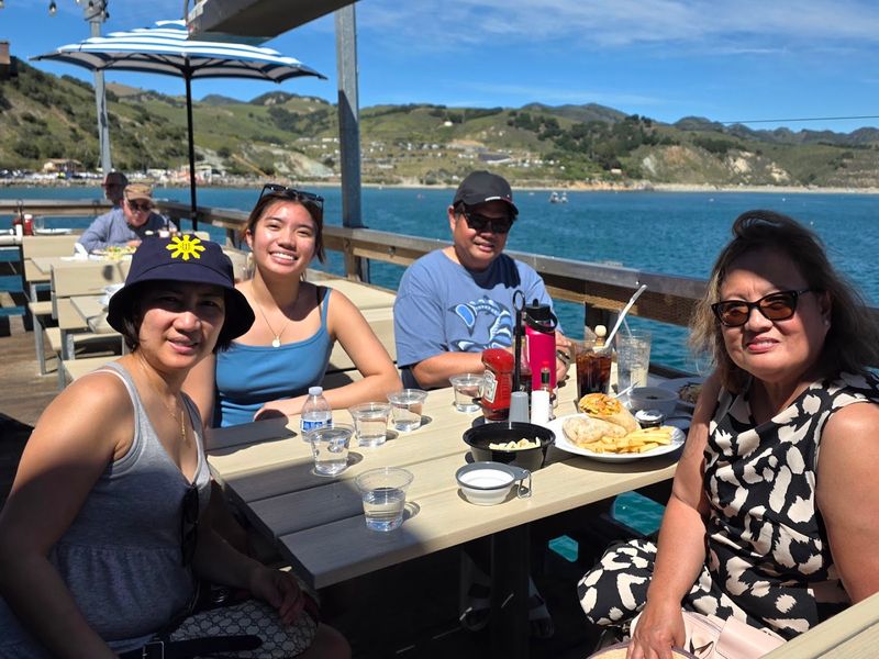 Oceanfront Dining With Fresh Seafood And Bay Views