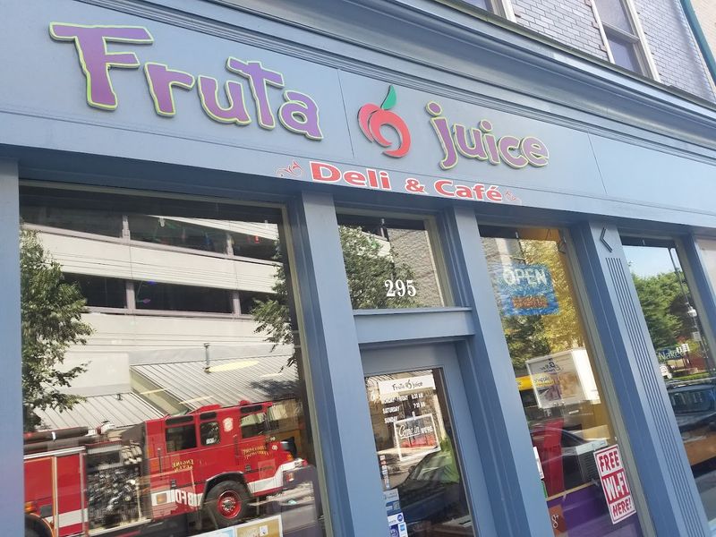 Fruta Deli And Cafe, Bridgeport