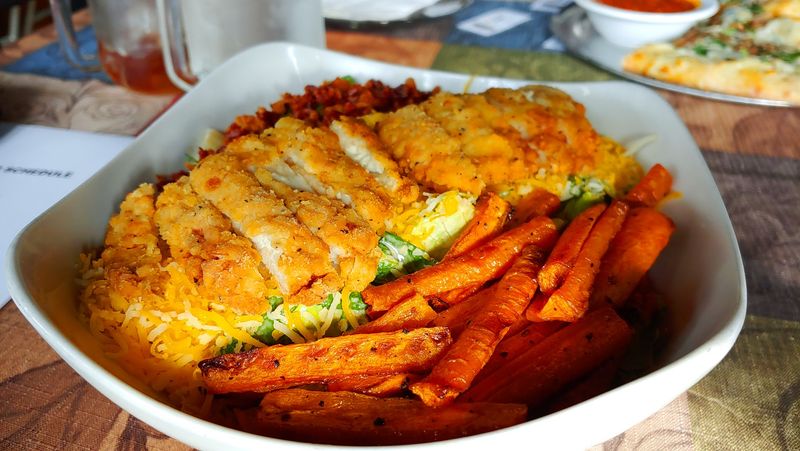 Dogtown Roadhouse, Floyd