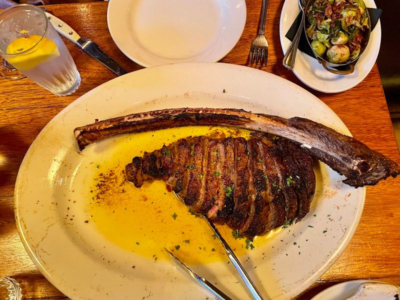 THREE OAK Steakhouse