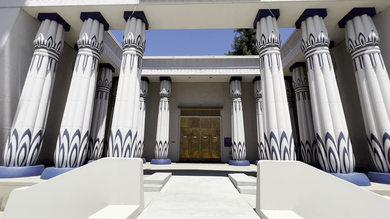 This California Museum Houses The West Coast's Largest Collection Of Egyptian Artifacts - Decor Hint Egyptian Revival Architecture Inspired By The Temple Of Amon At Karnak