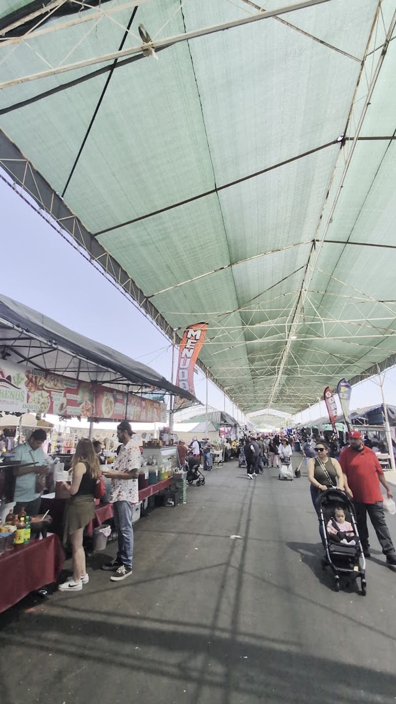 Operating Hours That Fit A Weekend Schedule