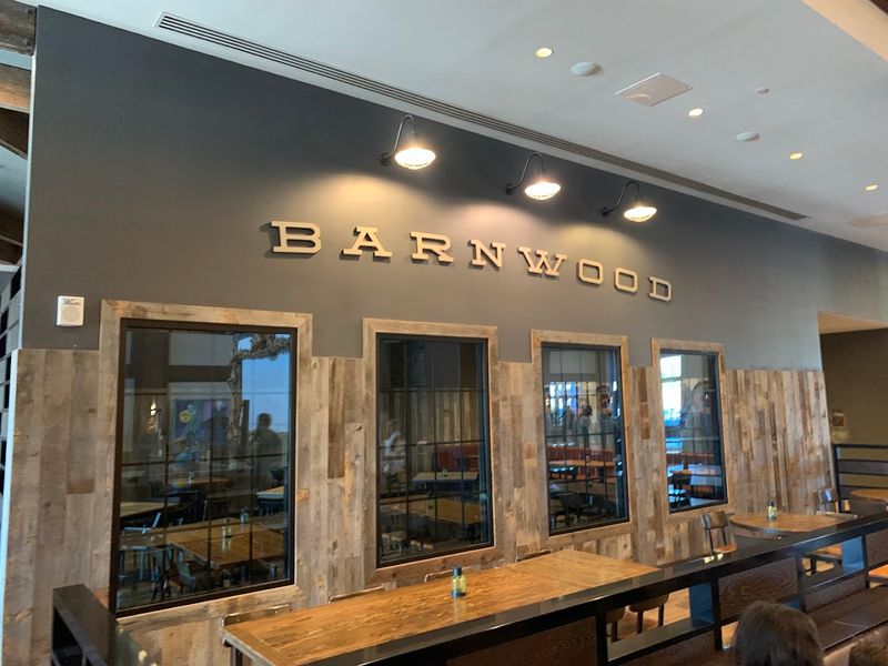 Barnwood Restaurant and Timbers Tacos Dining