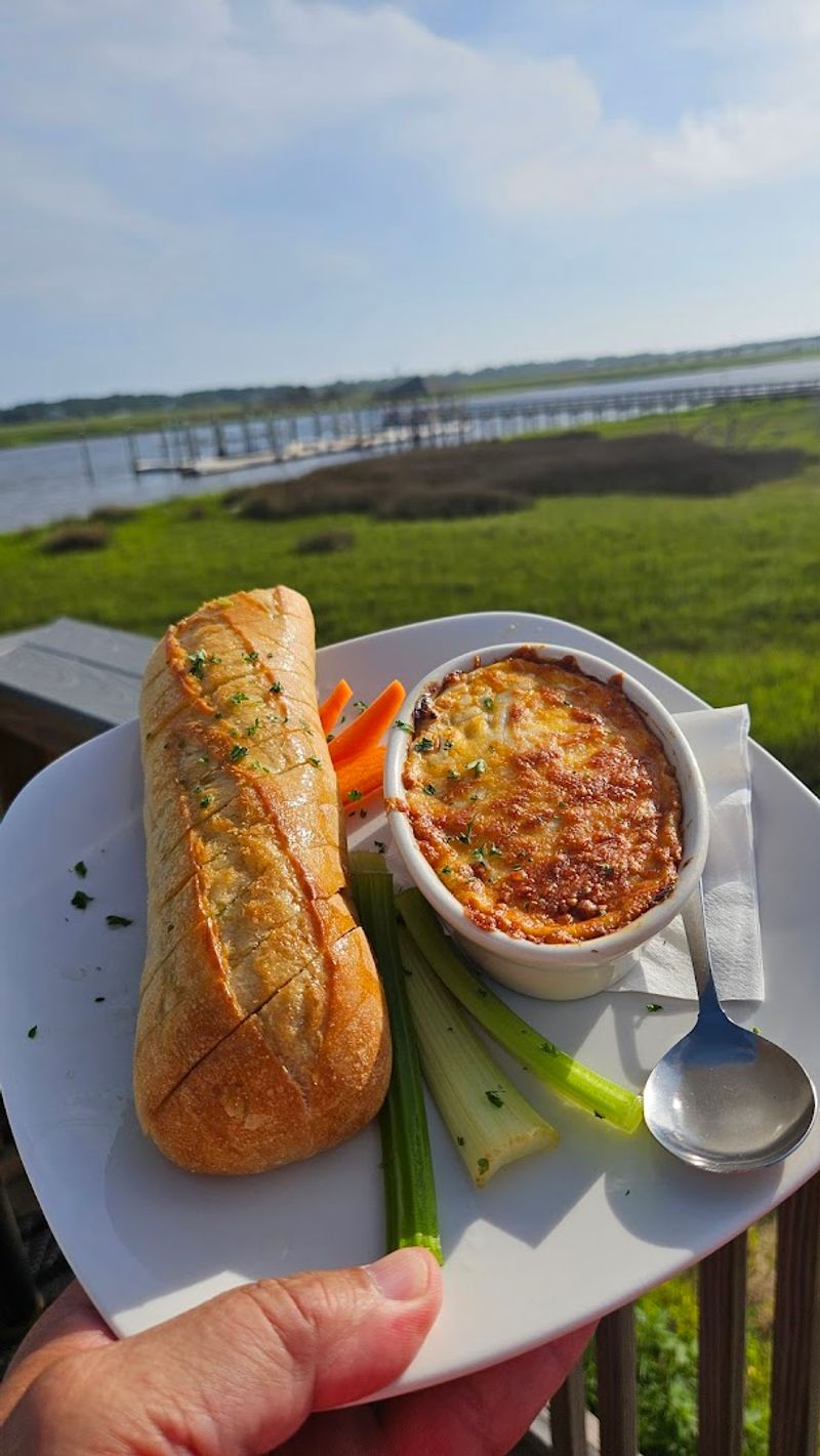 The North Carolina Grill Where The View And The Crab Cakes Are Equally Hard To Forget - Decor Hint A Casual Vibe That Never Feels Lazy