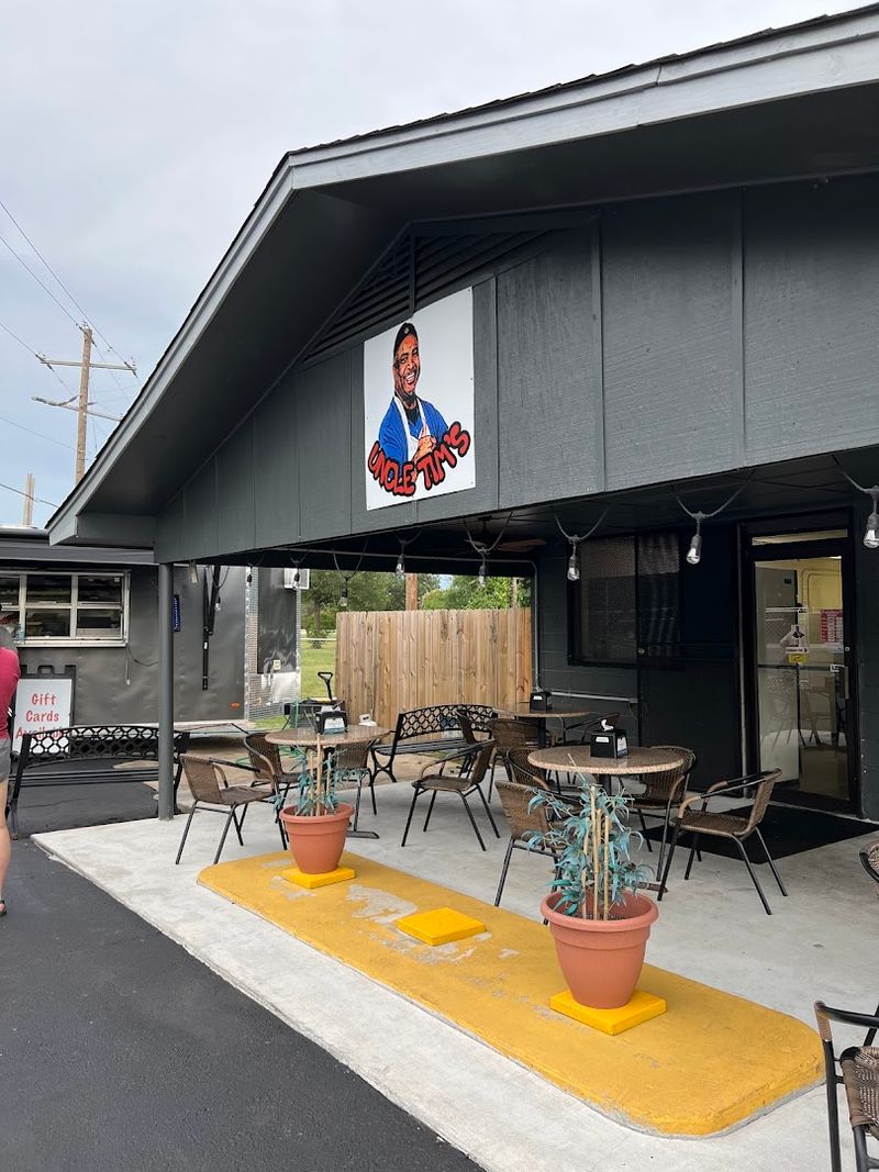 This Arkansas Food Truck Has People Leaving The Highway Just To Track It Down - Decor Hint Where The Community Still Comes First
