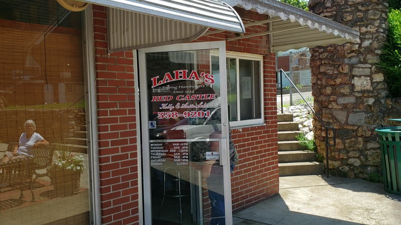 A True Small-Town Square Setting