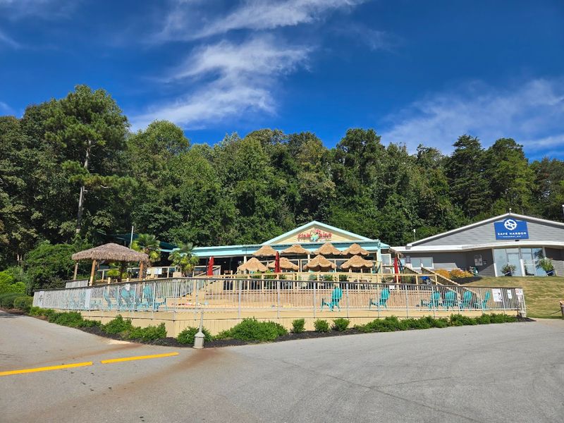 Outdoor Seating That Makes Fresh Air a Feature