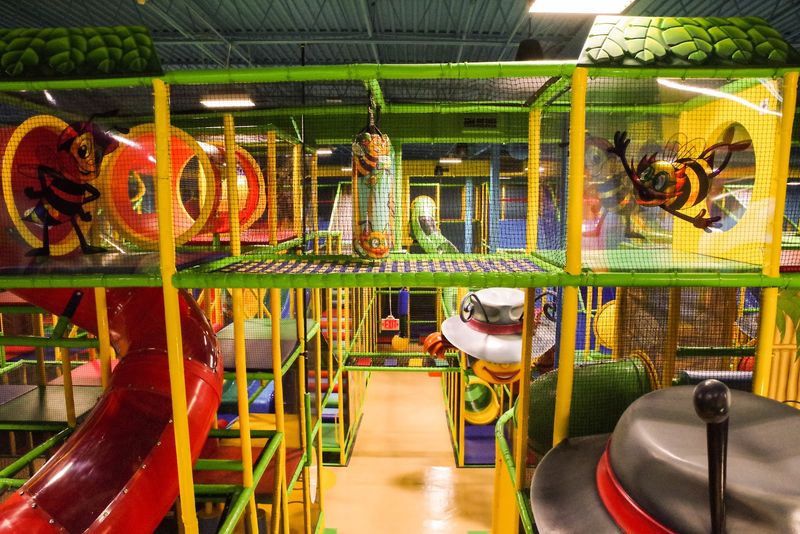11 Massive Indoor Playgrounds In California That Are Incredibly Fun For All Ages - Decor Hint Billy Beez, Anaheim