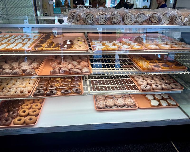 Elleson's Bakery