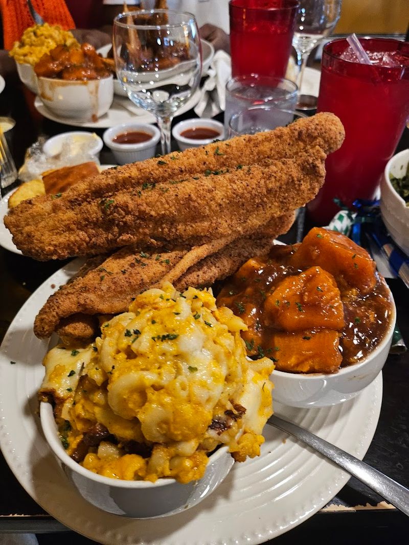 Southern Food Culture Turns Every Meal Into a Memorable Event