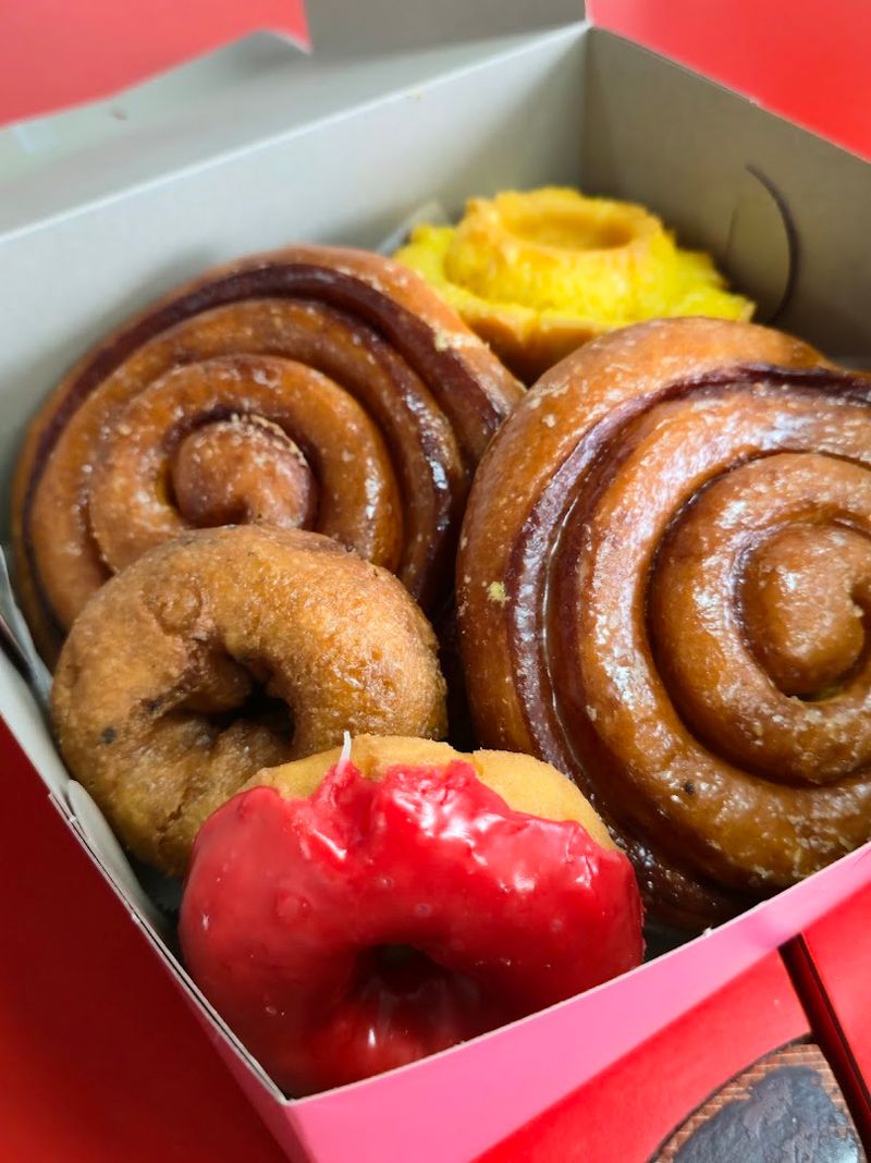 Friendly Donut House