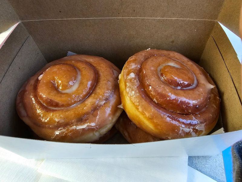 2026 Is The Year To Try These Melt-In-Your-Mouth Glazed Donuts In Georgia - Decor Hint Made From Scratch With That True Homemade Taste