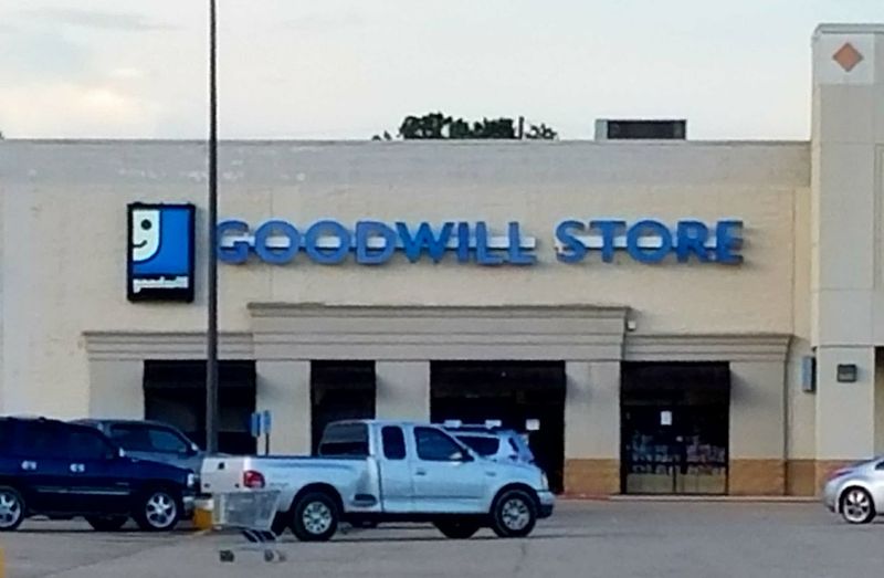 Goodwill, West Thomas Street, Hammond
