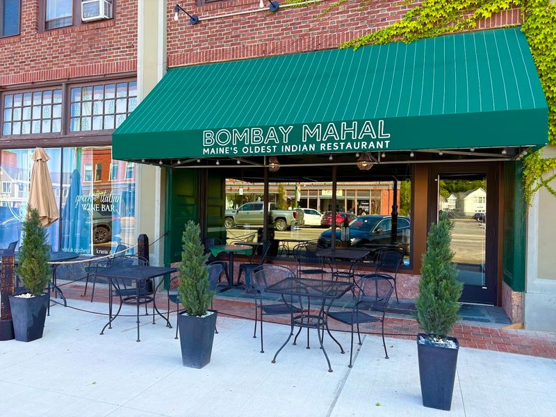 Bombay Mahal, Brunswick