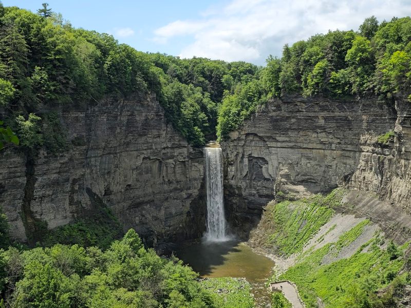 12 New York State Parks So Beautiful That A Lot Of People Have No Idea They Even Exist - Decor Hint Taughannock Falls State Park