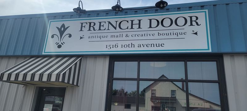French Door Antique Mall & Creative Boutique, Sidney, Nebraska