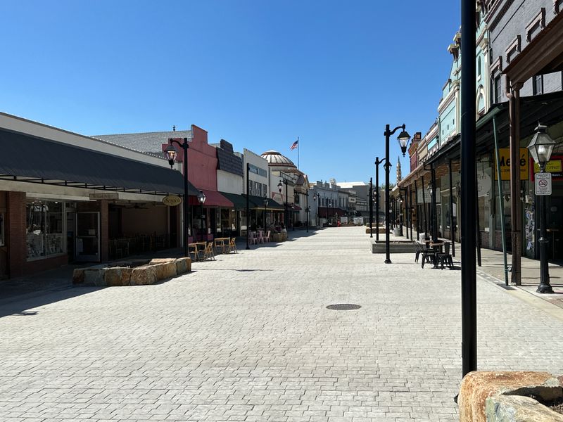 These Storybook California Towns Feel Like Europe In April - Decor Hint Grass Valley