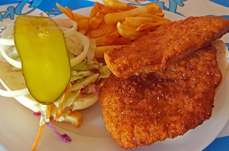 A Menu That Welcomes Both Adventurous Eaters and Comfort Food Lovers