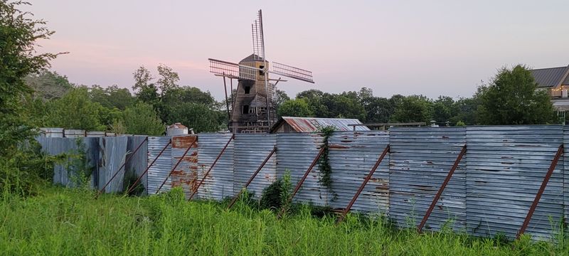 These Streets In A Georgia Town Look Straight Out Of A Hollywood Film - Decor Hint Walking Dead Filming Locations