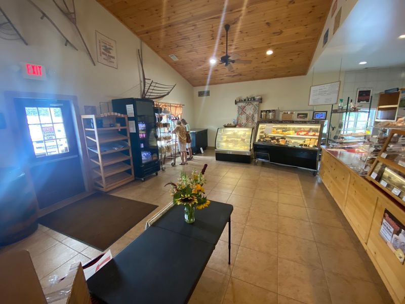 These Fresh Cinnamon Rolls In Georgia Keep People Coming Back - Decor Hint Hearty Deli Sandwiches