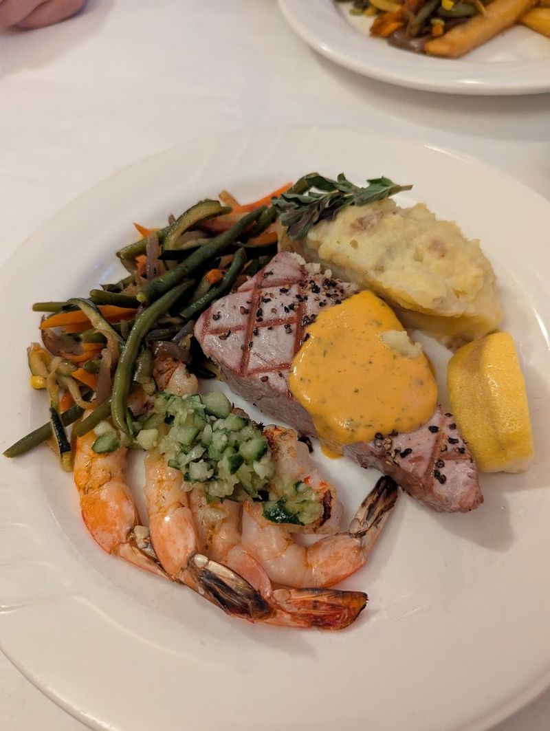 Lump Crabmeat Topped Entrees