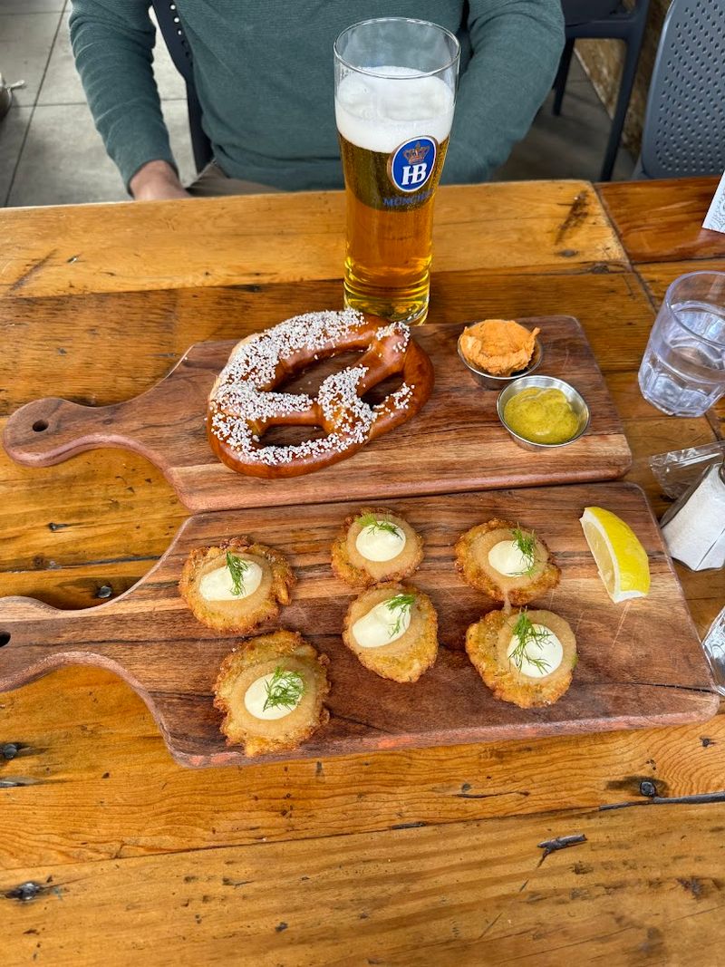 This California Restaurant Serves Authentic German Flavors You'll Keep Craving - Decor Hint Catering Services For Events Large And Small