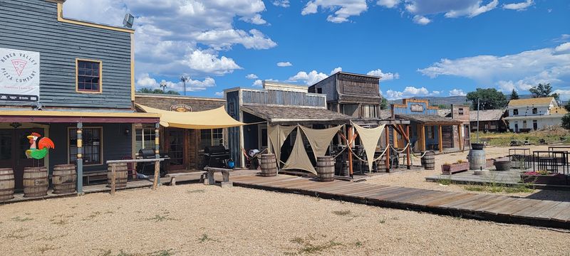 What Makes Heber Feel Different From Other Small California Towns