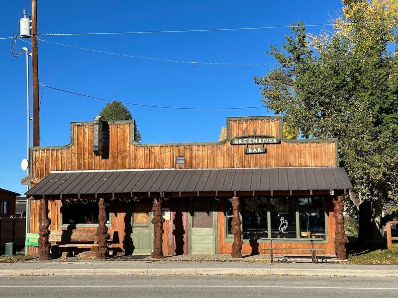 Green River Bar 