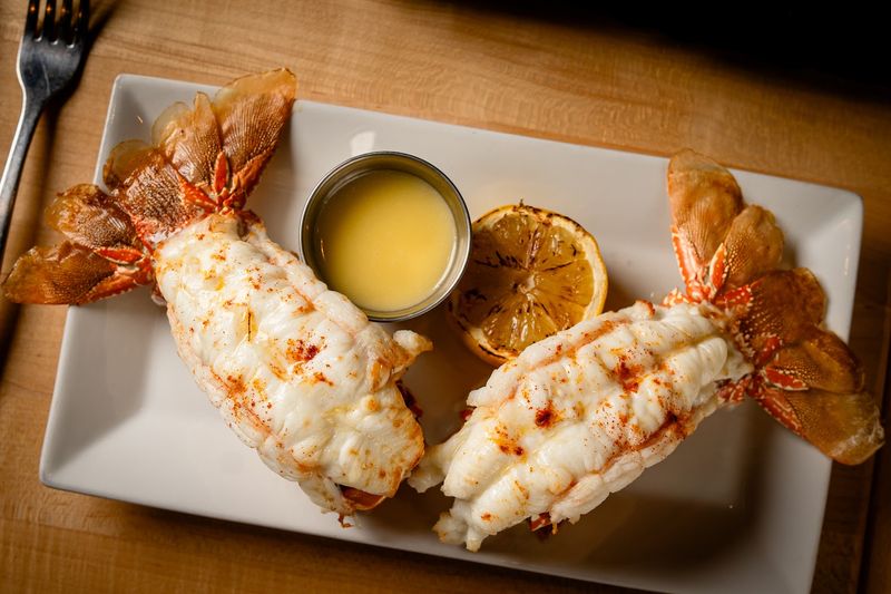 8 Iowa Seafood Spots Where The Atmosphere Is As Good As The Food - Decor Hint Oceanside Grill