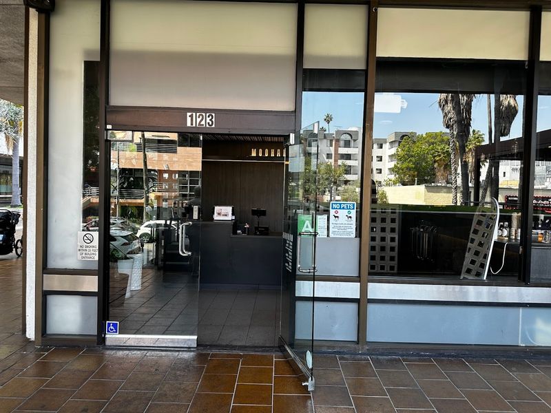 Koreatown Is The Right Neighborhood For A Place Like This